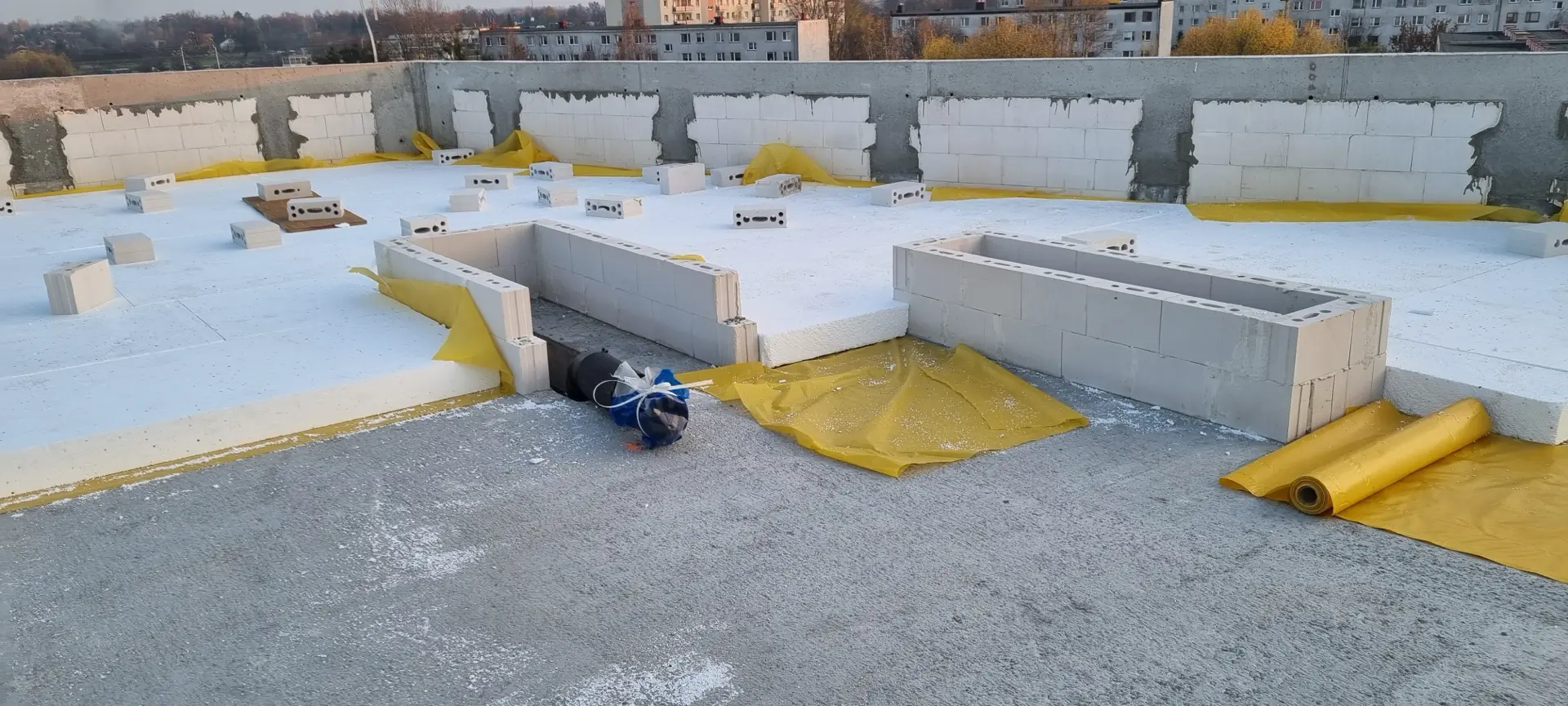 Nasze realizacje z budowy dachów - Pewnydach.com 6